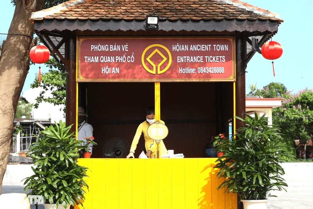 Entrance ticket booth for Hoi An Ancient Town