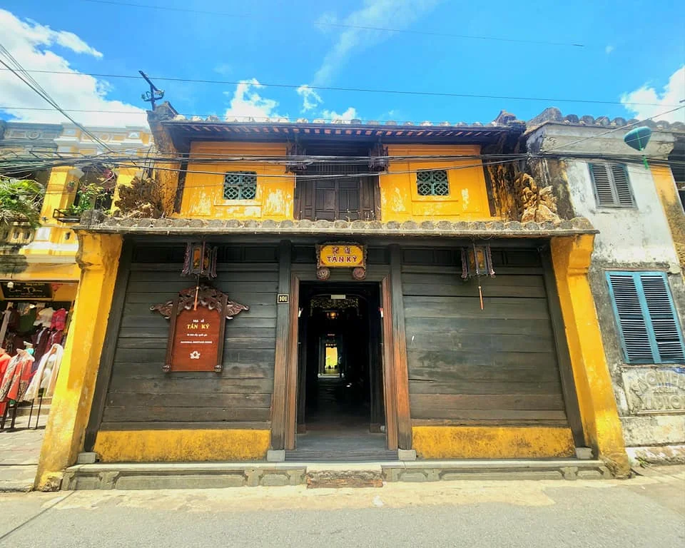 Exterior facade of Tan Ky Ancient House in Hoi An