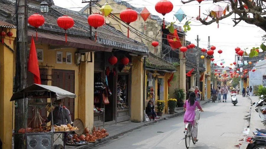 Nguyen Thai Hoc Street on the Hoi An Ancient Town Map with historic houses