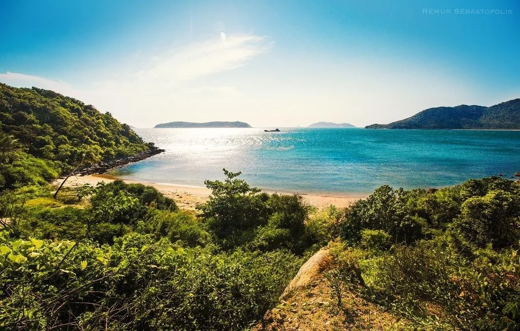 Cham Island with clear blue water and tropical scenery on the map of Hoi An Ancient Town
